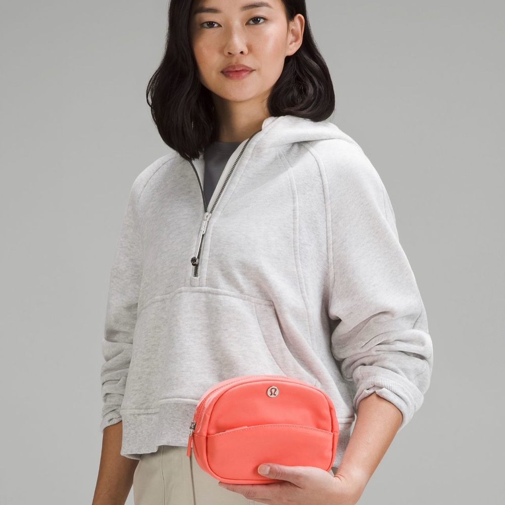 Lululemon Go Getter Pouch Mini, Raspberry Cream - NWT - Picture 2 of 5